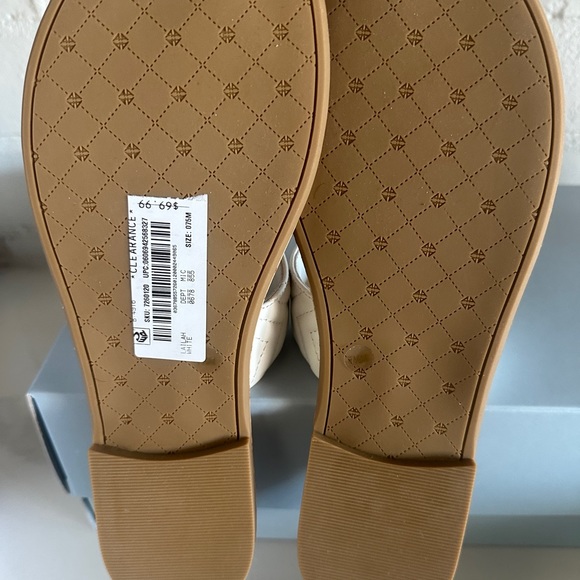 Antonio Melani Layla White Leather Women’s Sandals - Picture 4 of 6